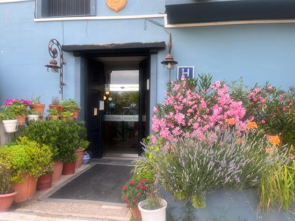 Hotel Patilla Ciudad de Requena Exterior foto